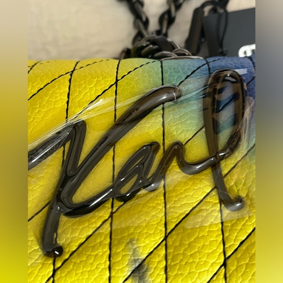 NWT Karl Lagerfeld Agyness Eiffel Tower Print Shoulder Bag - Picture 3 of 16